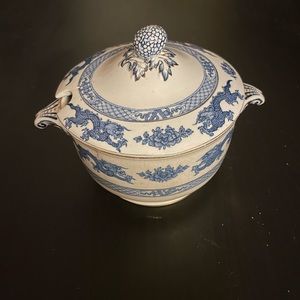 Booths Dragon 9780 vintage blue and white Serving Bowl Cira 1930 - 1940